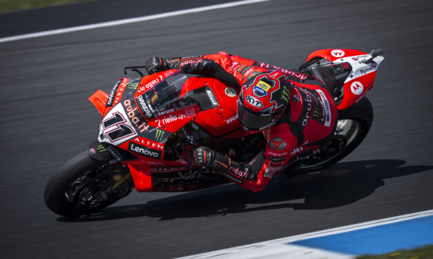 Bulega y Bautista primero y tercero respectivamente después de la práctica libre de la Ronda Australiana