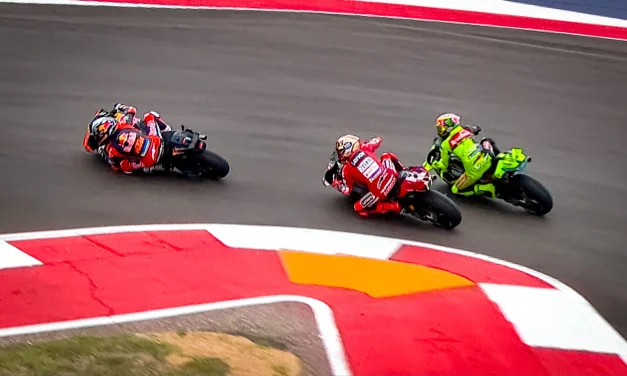 Marc Márquez, penalizado con una ‘Long Lap’ tras el accidente con Di Giannantonio