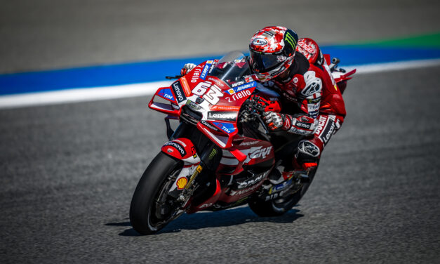 Noveno lugar para Francesco Bagnaia y el equipo Ducati Lenovo en el Gran Premio de Tailandia. Marc Márquez se vio obligado a retirarse mientras luchaba por el podio