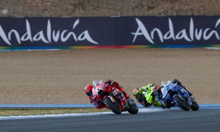Espectáculo bajo la lluvia en Jerez