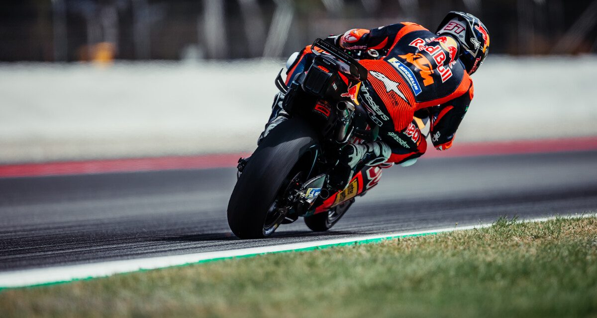 P1 PARA ACOSTA MIENTRAS RED BULL KTM VUELVE A LA RUTINA EN EL TEST DE MOTOGP™ DE BARCELONA