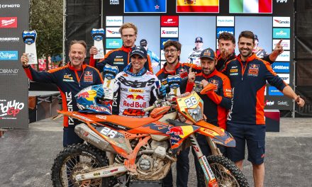 JOSEP GARCÍA CONSIGUE DOBLE VICTORIA EN LA CLASE ENDUROGP EN SU GP DE CASA