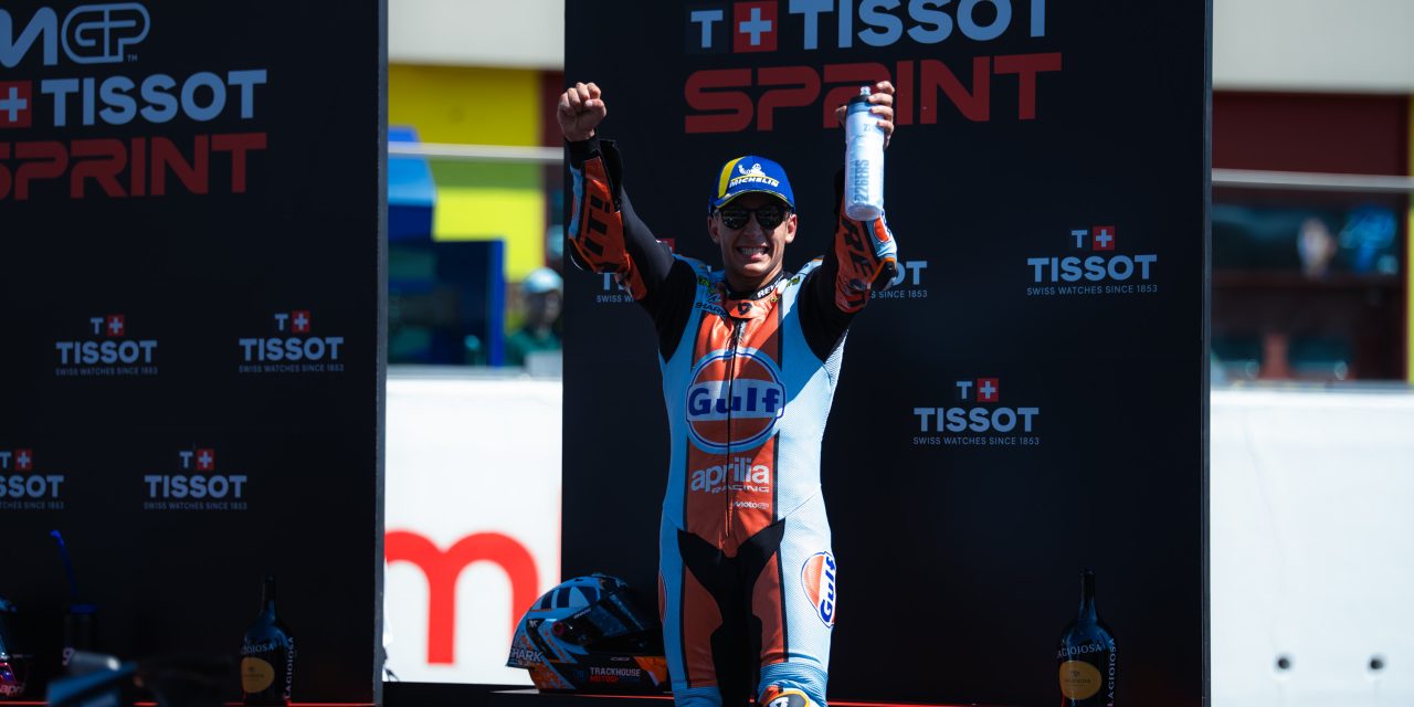 Raúl Fernández gana la carrera al sprint en Mugello