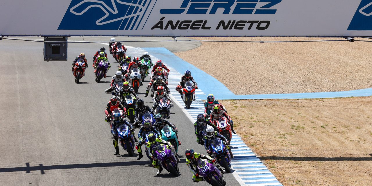 Carlos Cano y Yaroslav Karpushin , Lorenzo Pritelli y Mateo Marulanda , Milan Pawelec  y Jacobo Hinojosa e vencedores hoy en Jerez en el FIM MotoJunior World Championship