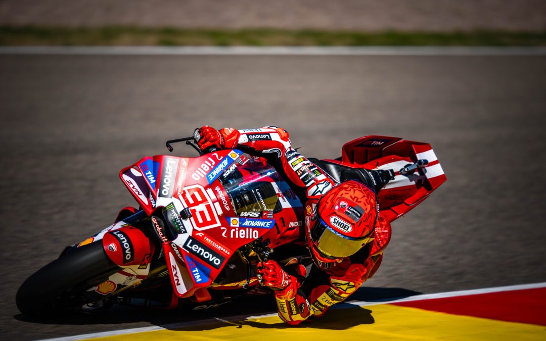 Marc Márquez gana la Sprint de Sachsenring con el Ducati Lenovo Team. Francesco Bagnaia termina en séptima posición