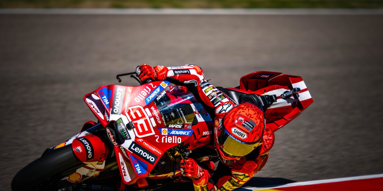 Marc Márquez gana la Sprint de Sachsenring con el Ducati Lenovo Team. Francesco Bagnaia termina en séptima posición