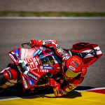Marc Márquez gana la Sprint de Sachsenring con el Ducati Lenovo Team. Francesco Bagnaia termina en séptima posición