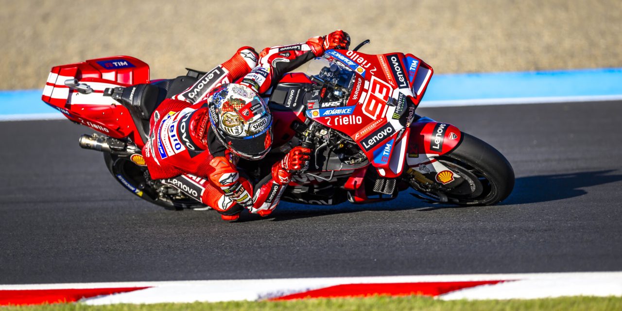 Marc Márquez y el Ducati Lenovo Team, terceros en la jornada del viernes en Motegi. Bagnaia, decimosexto